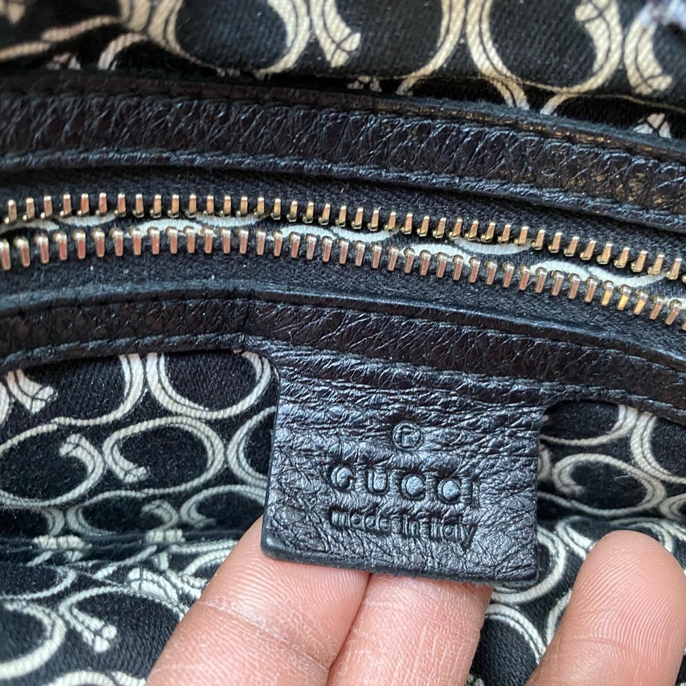 $2700 GUCCI Horsebit Black leather bag - Picture 4 of 9